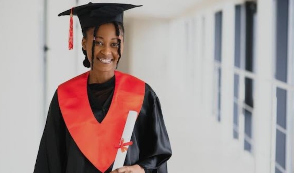 Le diplômé face à la réalité : s'adapter ou subir